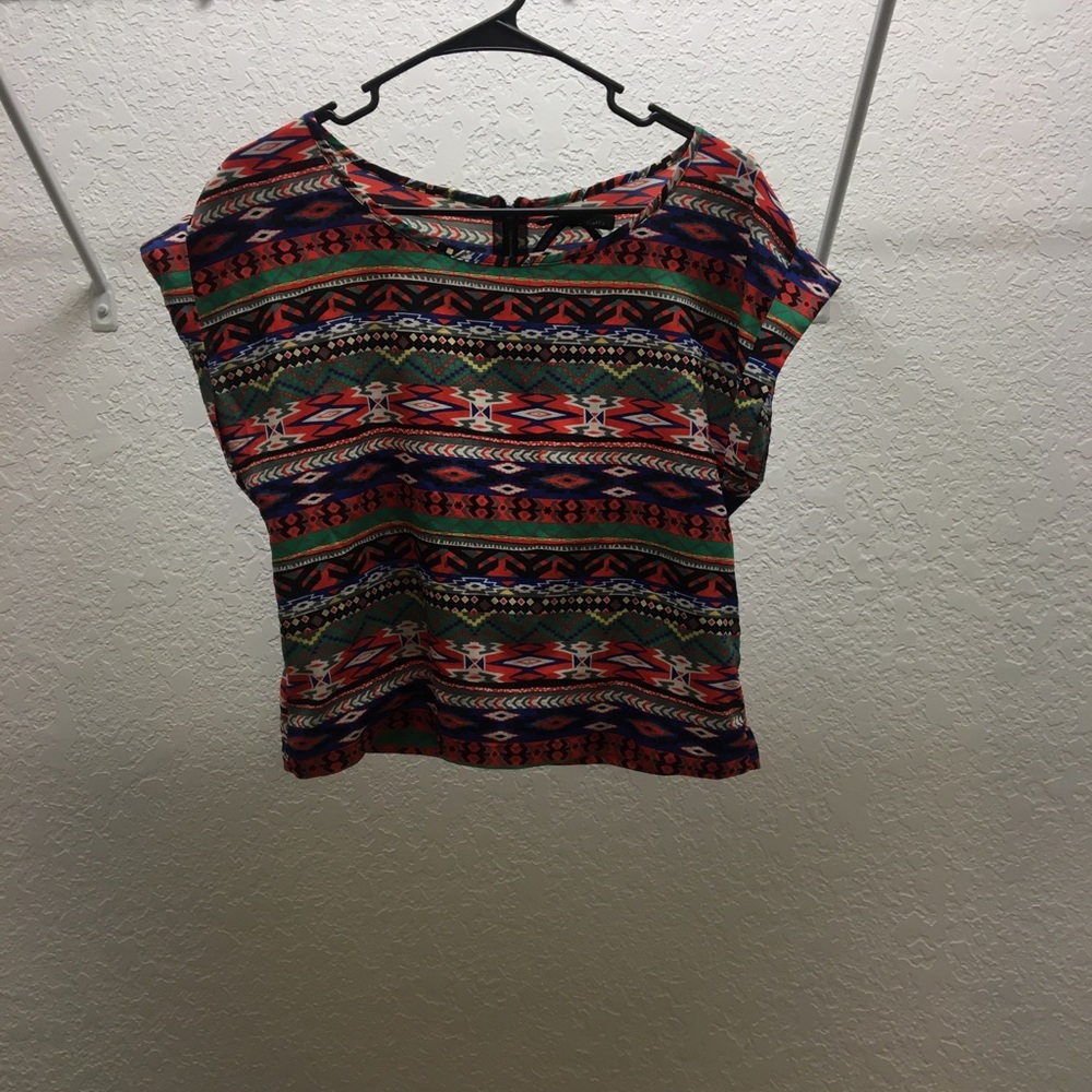 Crop top